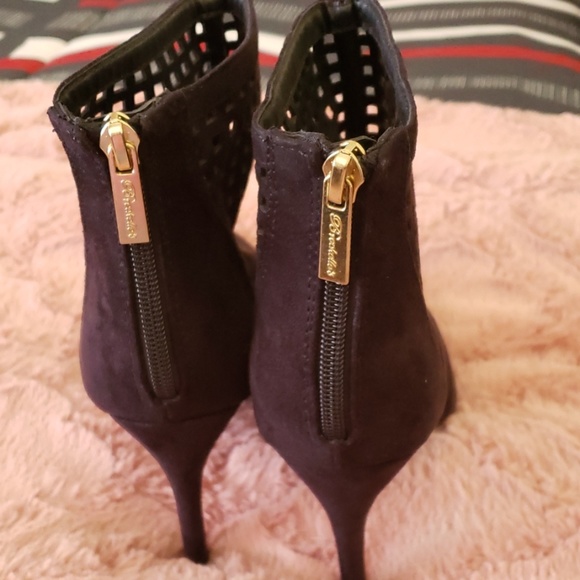 Black suede heels - Picture 4 of 4